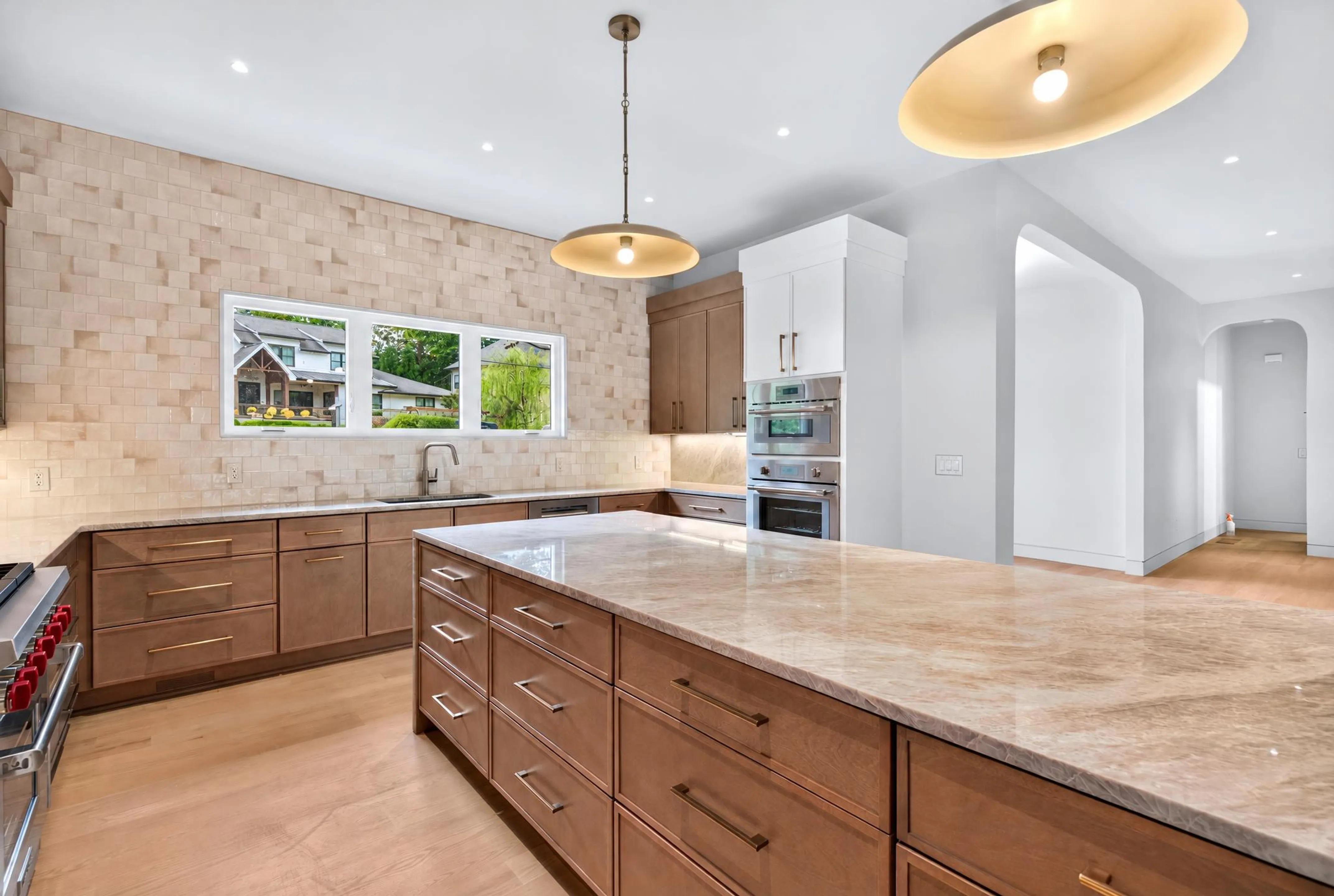 Real estate listing photo by Manor Media