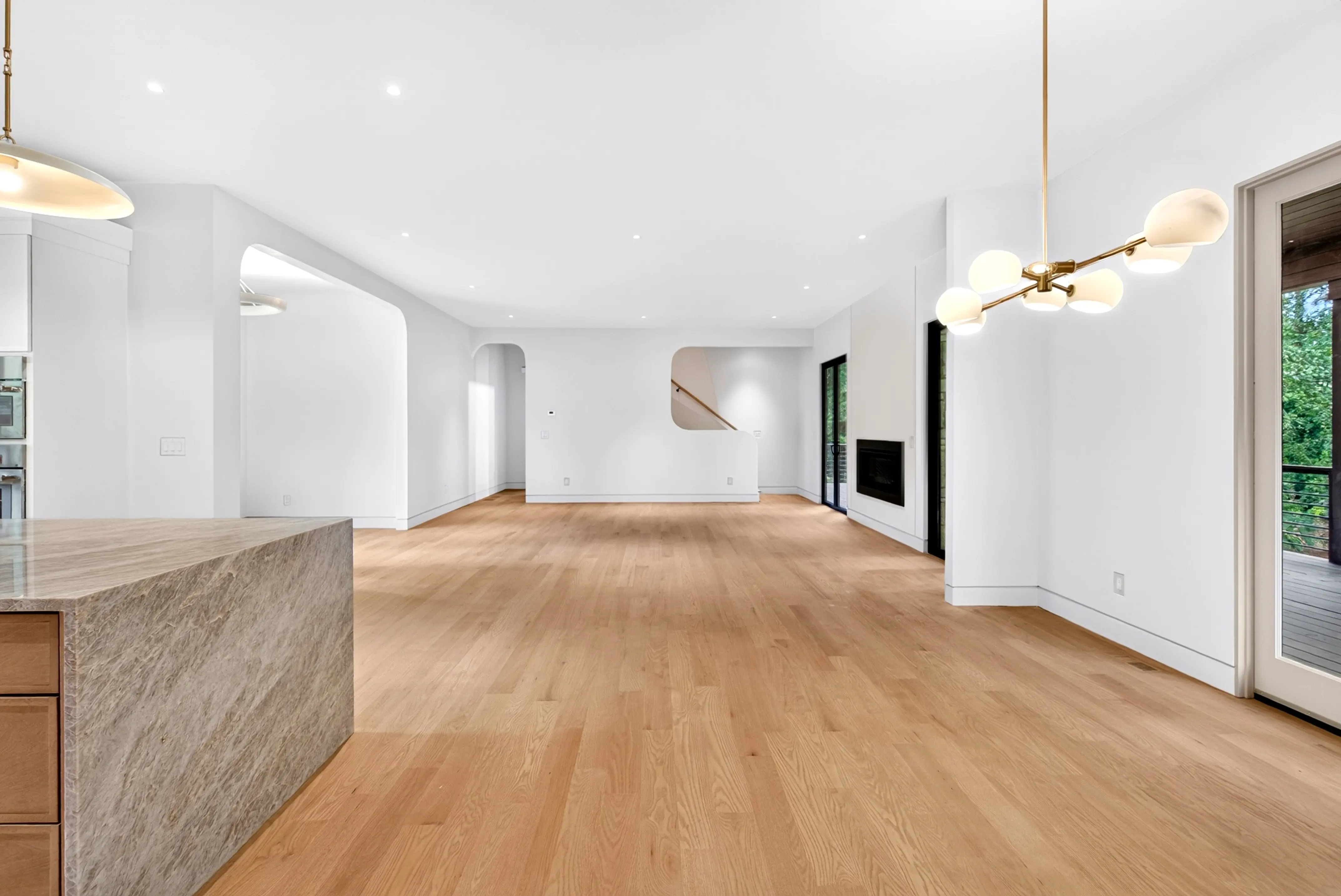 Real estate listing photo by Manor Media