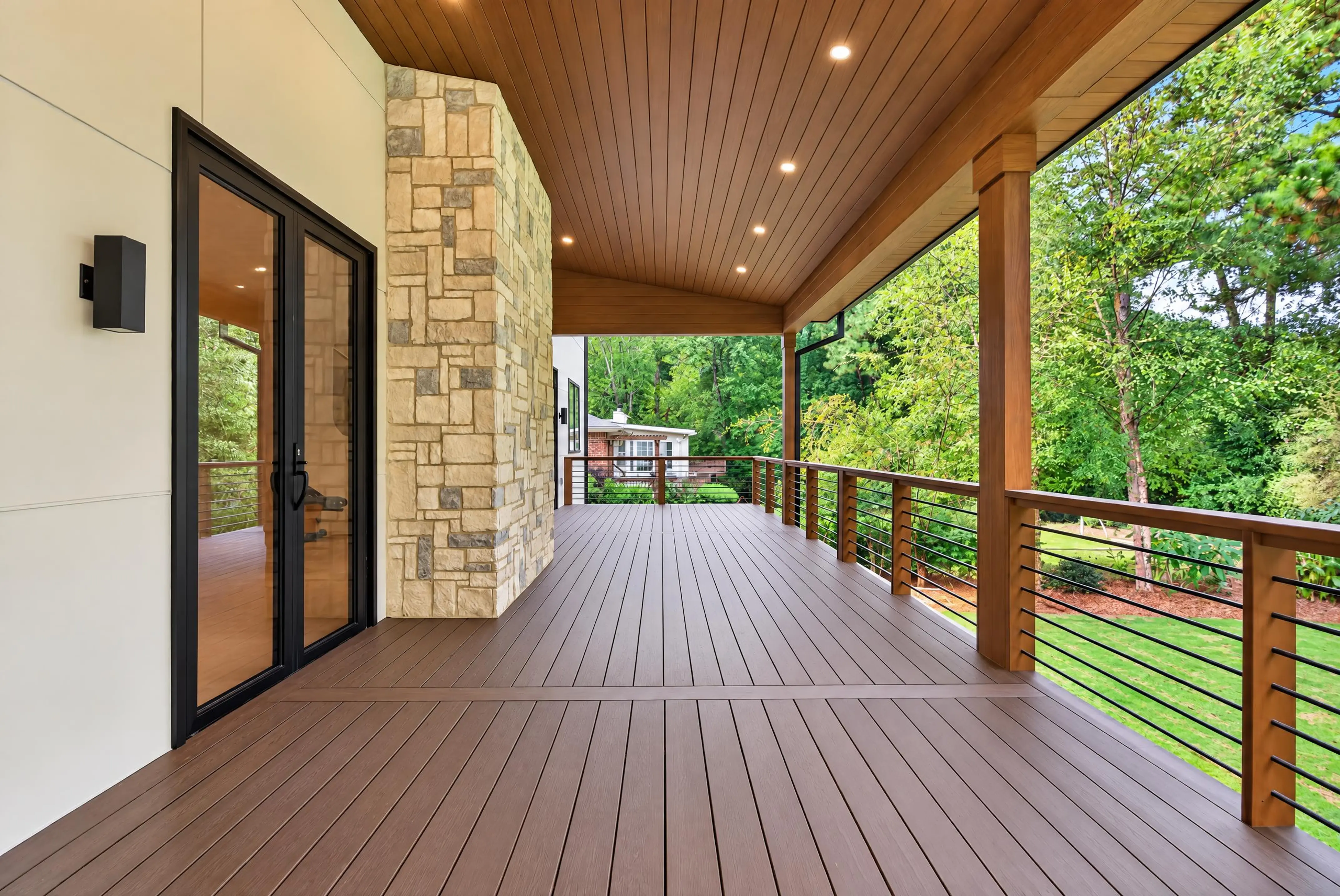 Real estate listing photo by Manor Media
