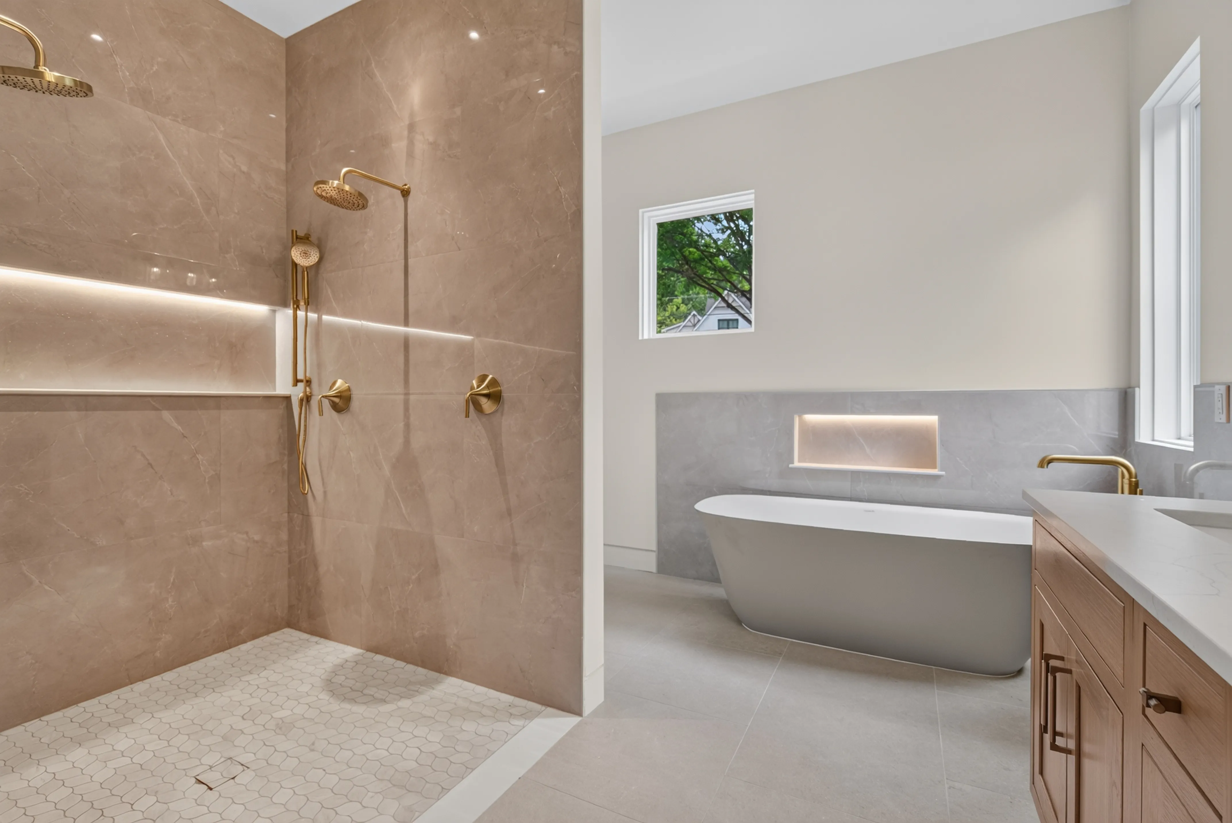Real estate listing photo by Manor Media