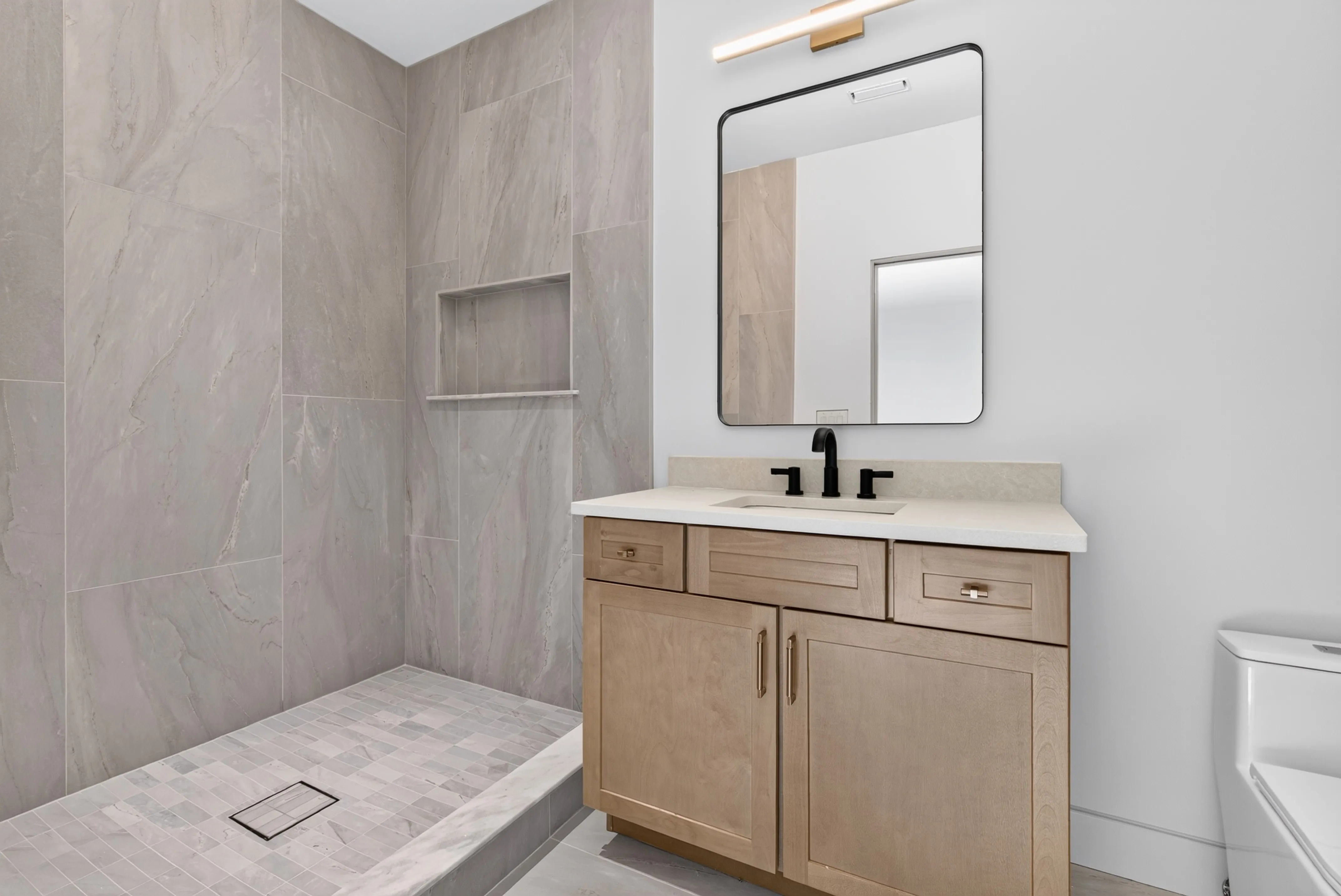 Real estate listing photo by Manor Media