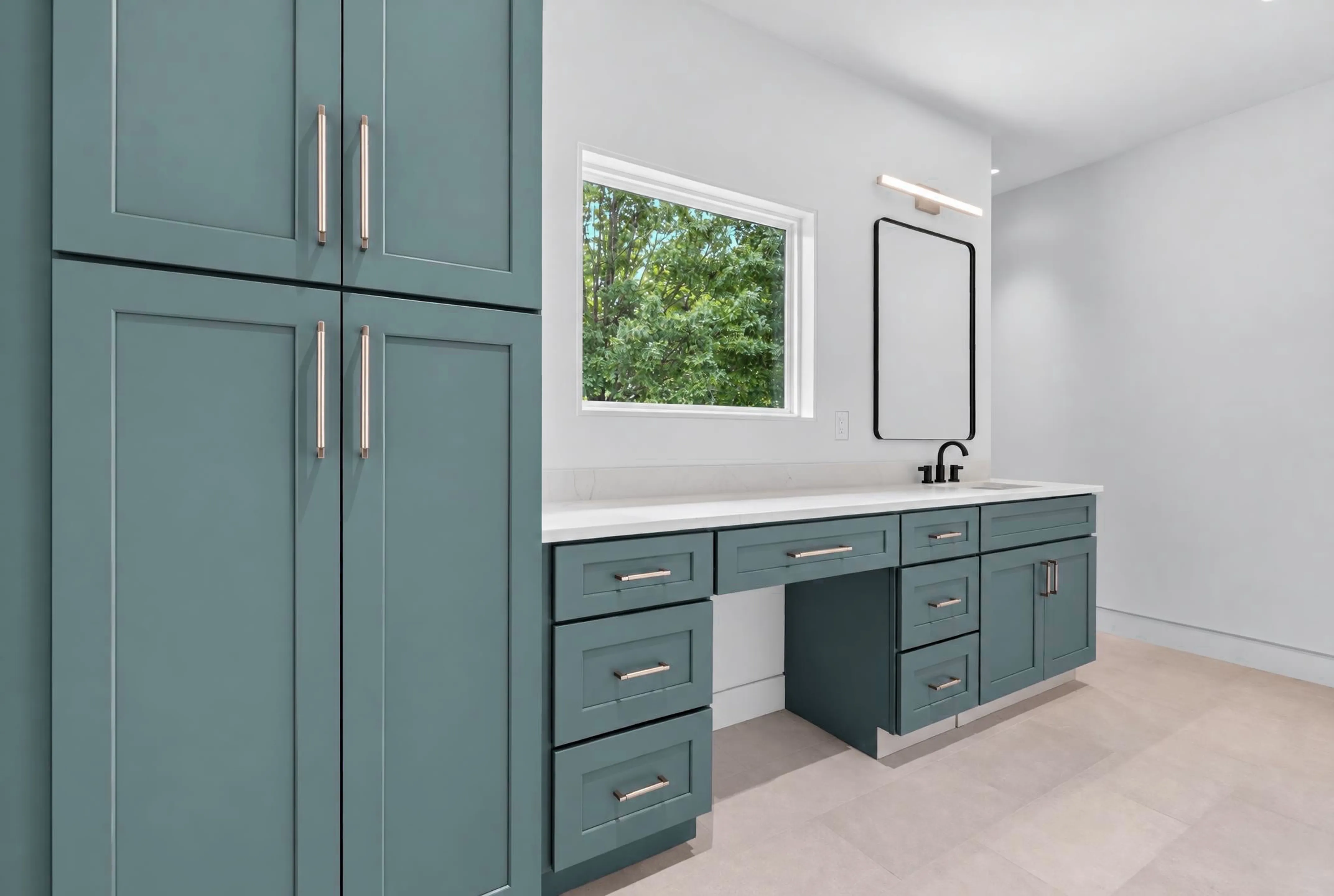 Real estate listing photo by Manor Media