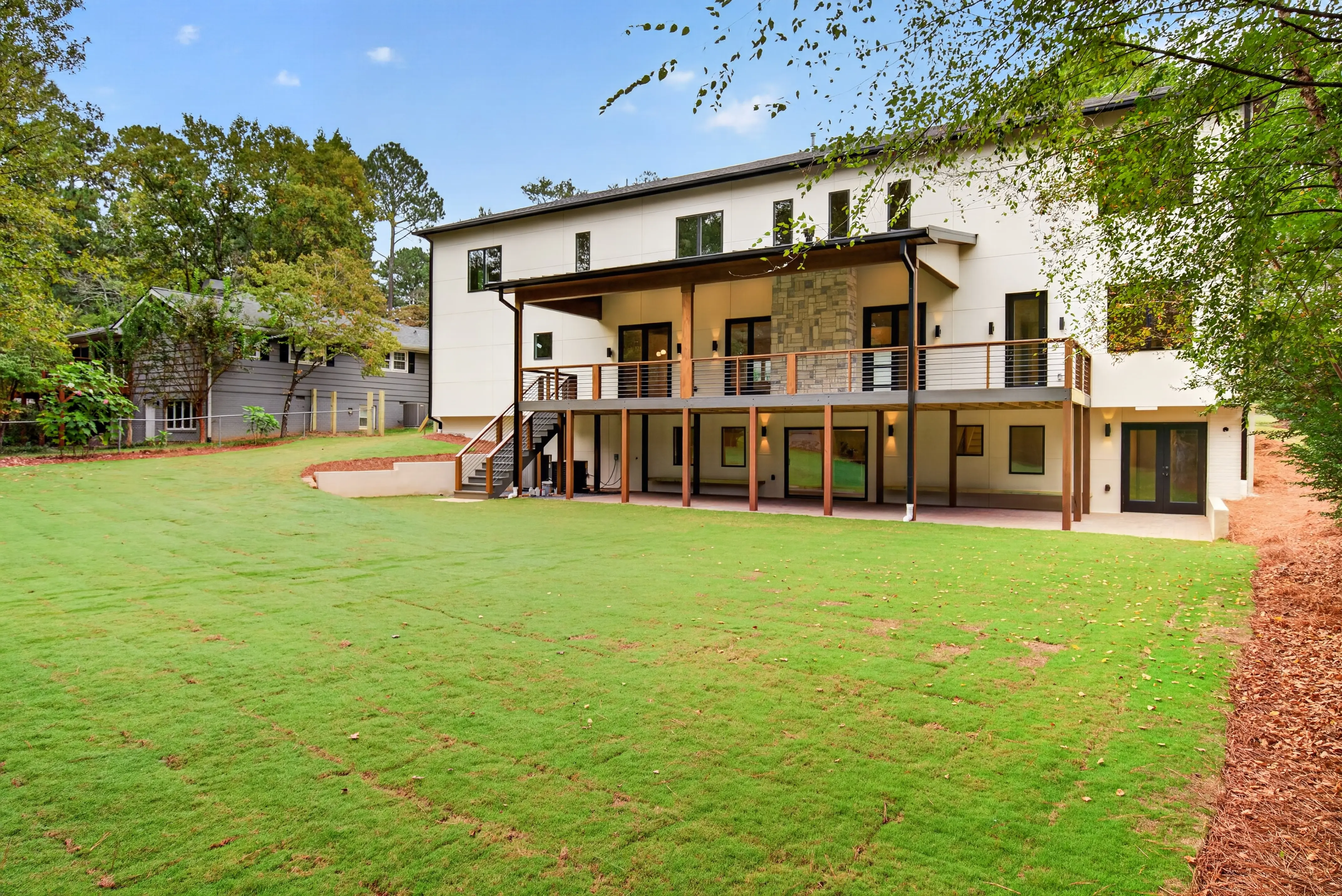 Real estate listing photo by Manor Media